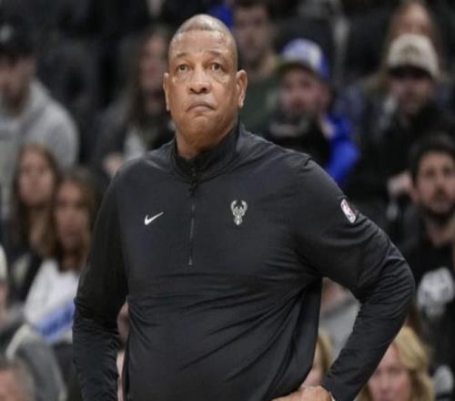 轻松笔触,首半场,领先,新葡京,新葡京app,新葡京娱乐,新普京赌场