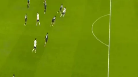 卡瓦哈尔回归在即！《马卡报》公布恢复训练画面，场上训练全速进行